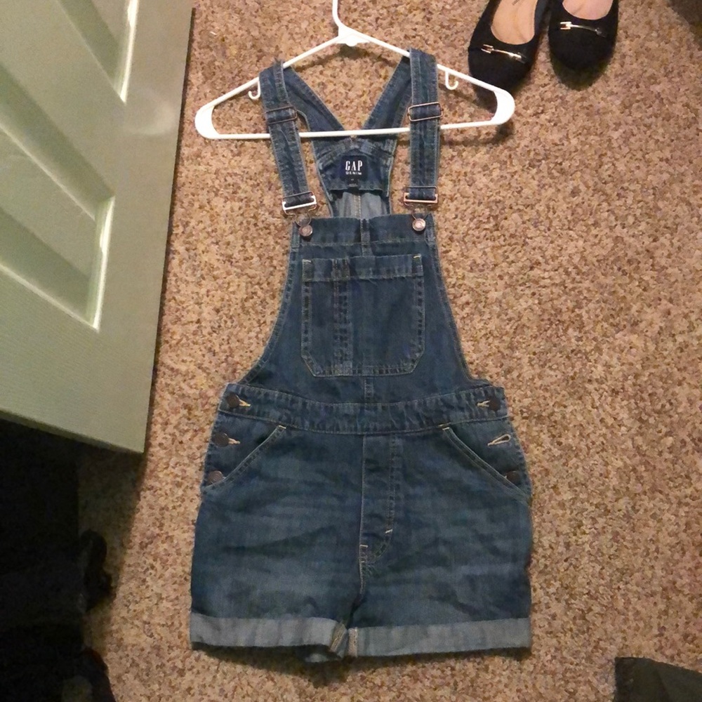 LIKE NEW! Overalls from gap! PRICING FLEXIBLE